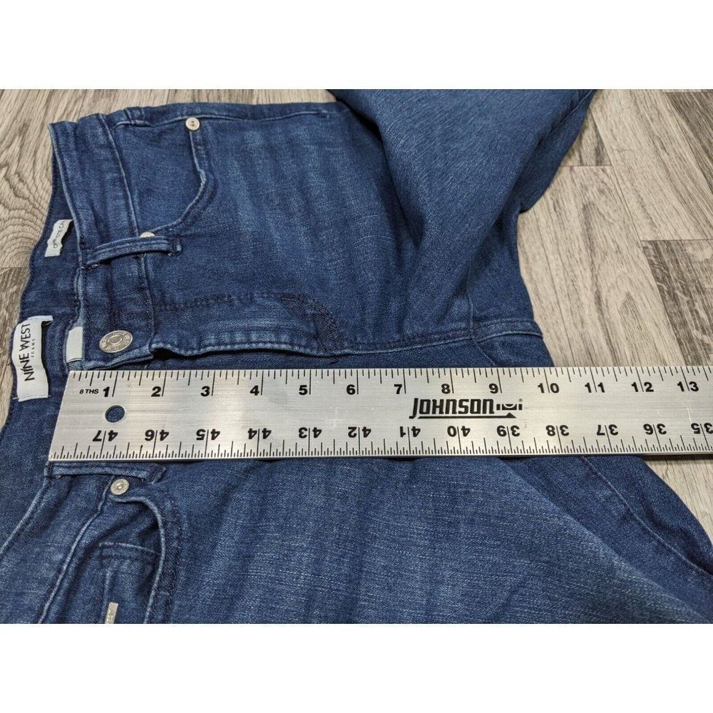 (3/$35) Nine West Womens‎ Size 4 Chrystie Pockets Denim Blue Jeans Capris - Picture 10 of 11